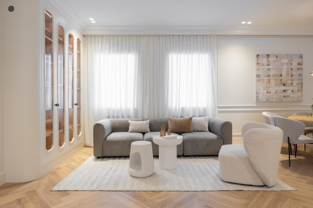 01af28d0-1a1b-4915-9701-338e83631923