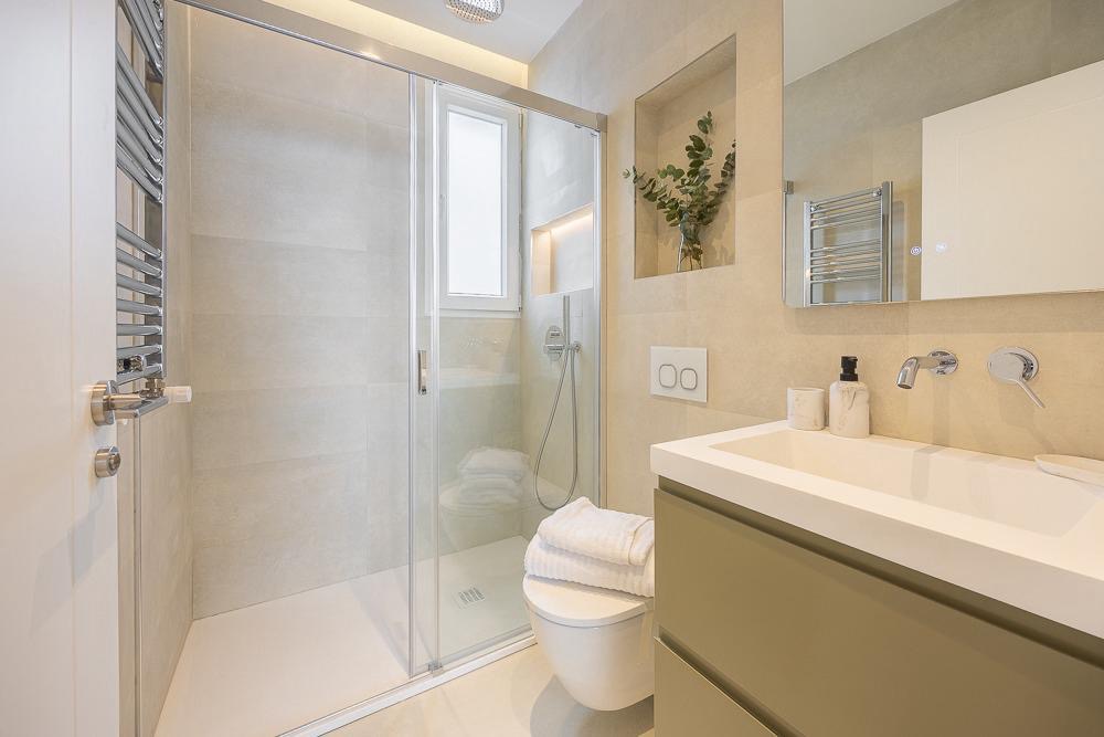 b1740e56-da2c-4451-8f3d-a3d6845214bb