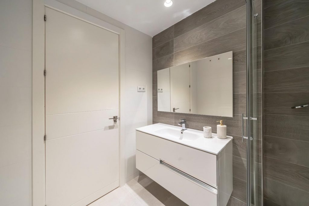 1c29c0b7-d6a2-4d94-8180-8f37d21ae3c8