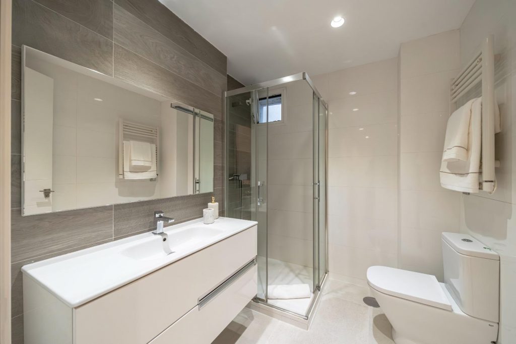 9fb3fa0d-ae8c-415e-ab2e-f4e4f7056349