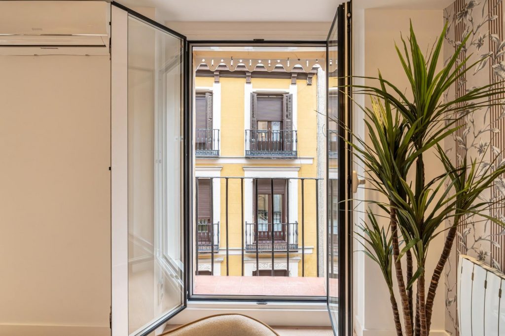 ada71cef-57bf-47ea-808a-59566f0e8f8c