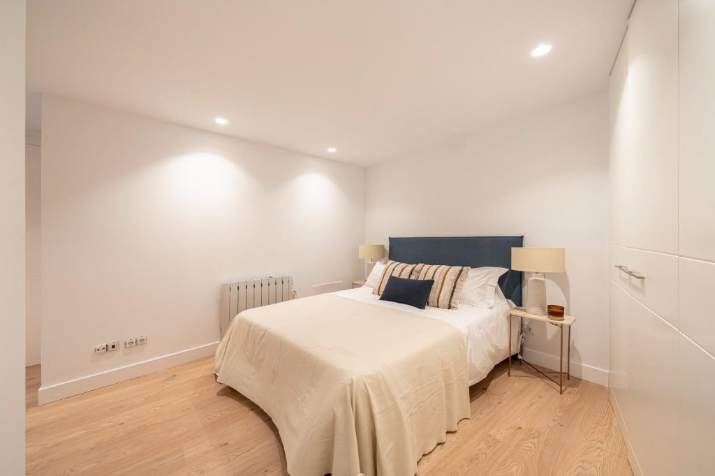 cf9ea9ea-08c2-49bb-83a4-f4c0bfc8e7ba