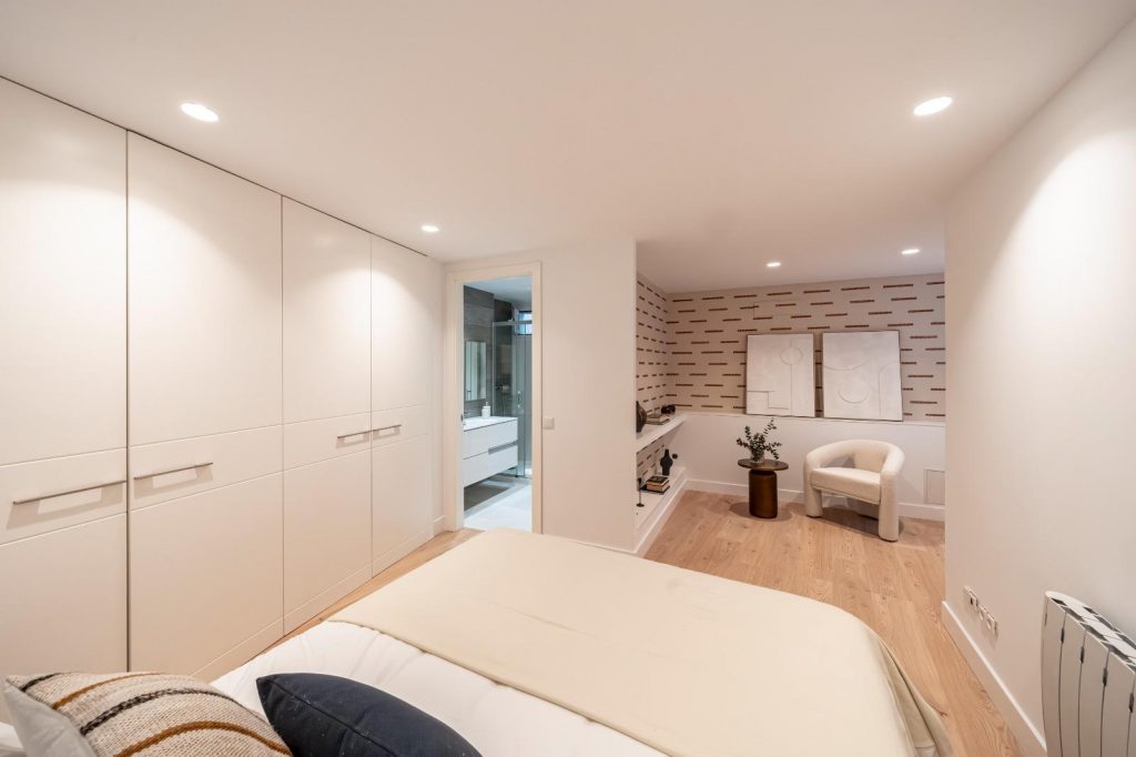 e6ee81af-dc3f-41cd-973d-19a8119cc3ff